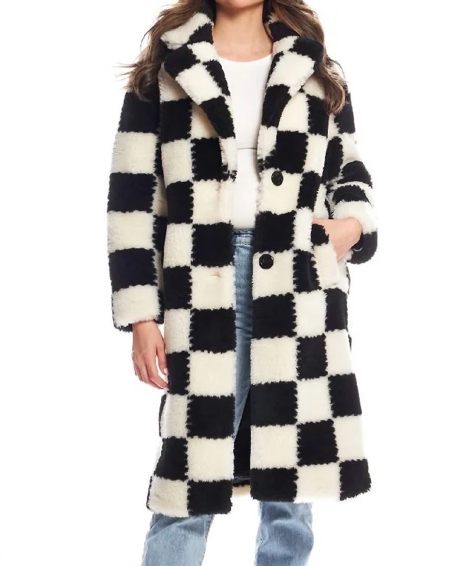 Checkmate Knee-Length Coat In Black