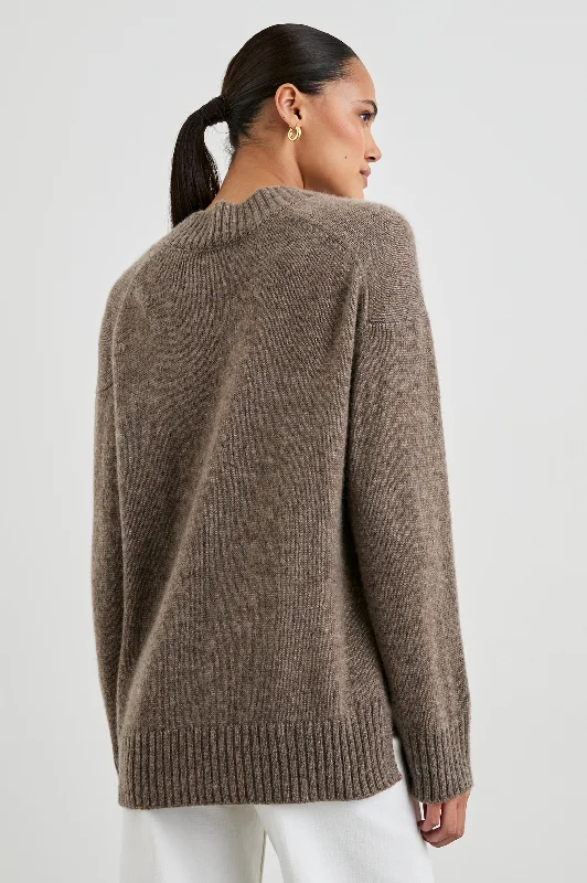 GISELLA SWEATER - HAZELNUT